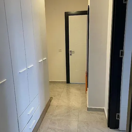 Сучасна Квартира В 300М Від Середземного Моря アパート *